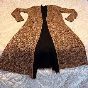 Lularoe Sarah Duster. Size small. Gold with black lining.